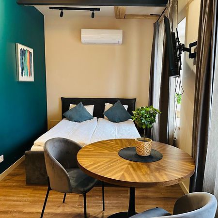 Colonel Suites & Apartments Riga Dış mekan fotoğraf